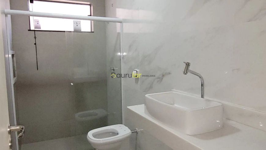 Casa 3 dormitórios - área gourmet - garagem para 2 carros - reformada.