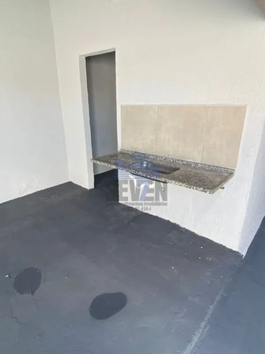 Casa para venda com 200 m² com 2 quartos em Núcleo Residencial Beija-Flor, Bauru - SP