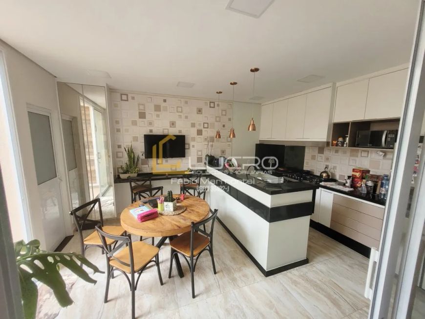 Casa a Venda com 3 Suítes - Bairro Higianópolis - Próximo a Academina Marathon