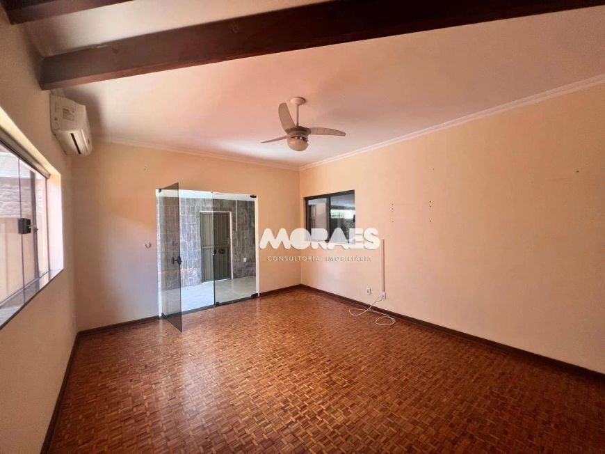 Casa comercial para alugar, 32 m² por R$ 4.600/mês - Vila Universitária - Bauru/SP