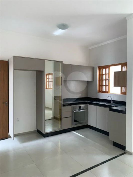 Casa com 3 quartos à venda em Jardim Dona Lili - SP