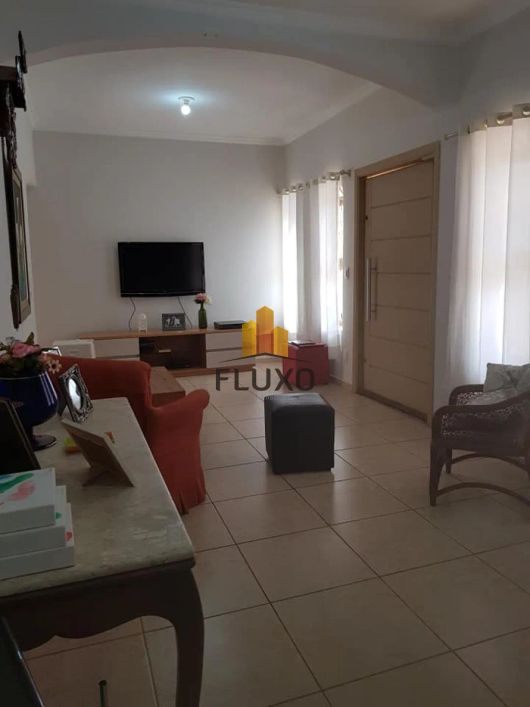 Casa com 3 dormitórios para venda no bairro Vila Nova Paulista
