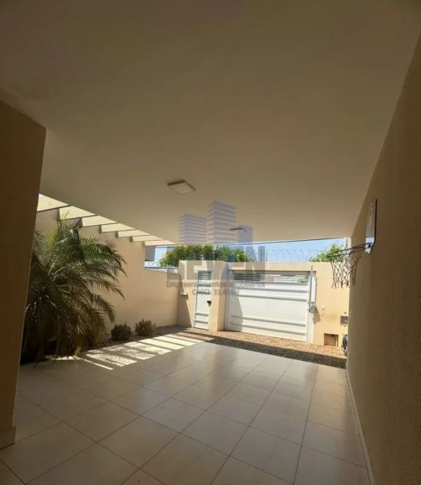 Casa para aluguel e venda com 180 m² e 3 quartos em Vila São João do Ipiranga, Bauru - SP