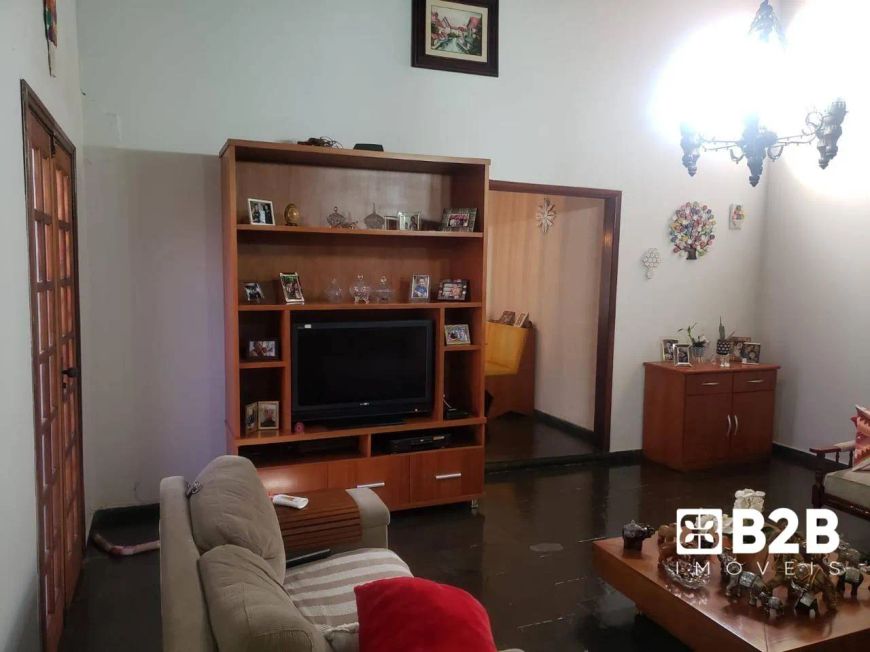 Casa com 3 dormitórios à venda, 233 m² por R$ 910.000 - Jardim Estoril IV - Bauru/SP