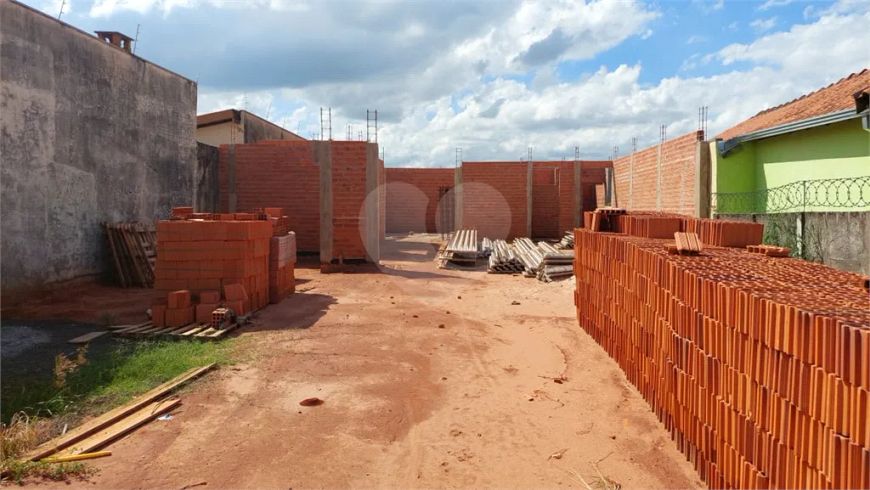 Terreno à venda em Vila D'aro - SP