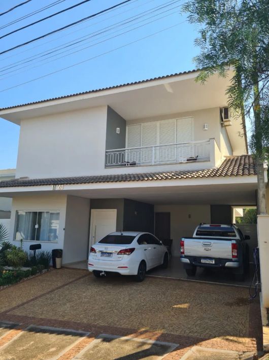 Casa em Condominio com 4 dormitórios para venda no bairro VILA AVIAÇÃO