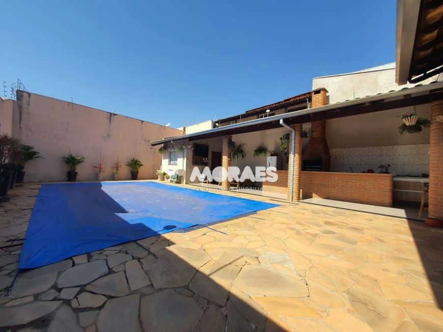 Casa com 3 dormitórios à venda, 250 m² por R$ 790.000,00 - Jardim Bela Vista - Bauru/SP