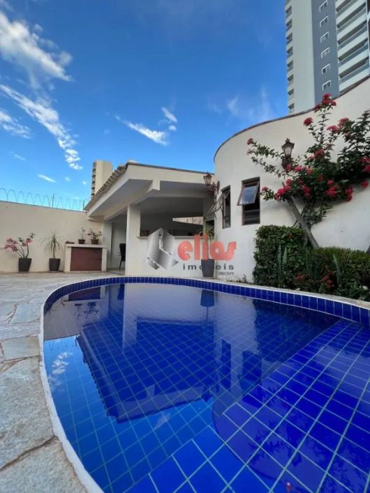 Casa para venda com 379 m² e 4 quartos em Vila Cidade Universitária, Bauru - SP