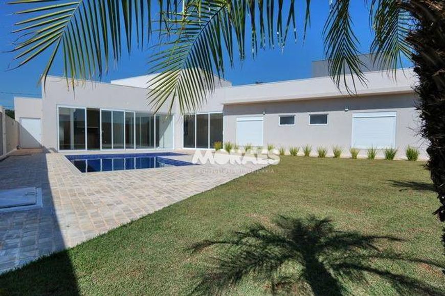 Casa em Alto Padrão com 4 suítes à venda, 743 m² por R$ 2.200.000 - Residencial Villa Lobos - Bauru/