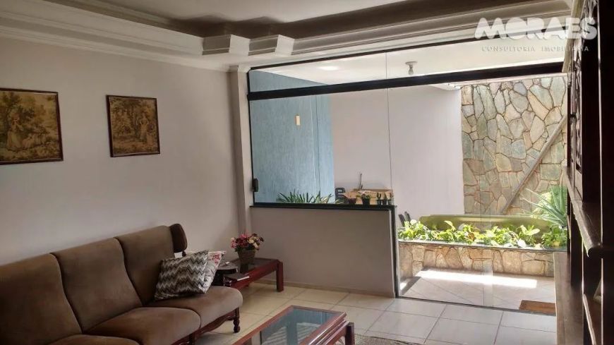 Casa com 2 dormitórios à venda, 320 m² por R$ 700.000,00 - Vila Pacífico - Bauru/SP
