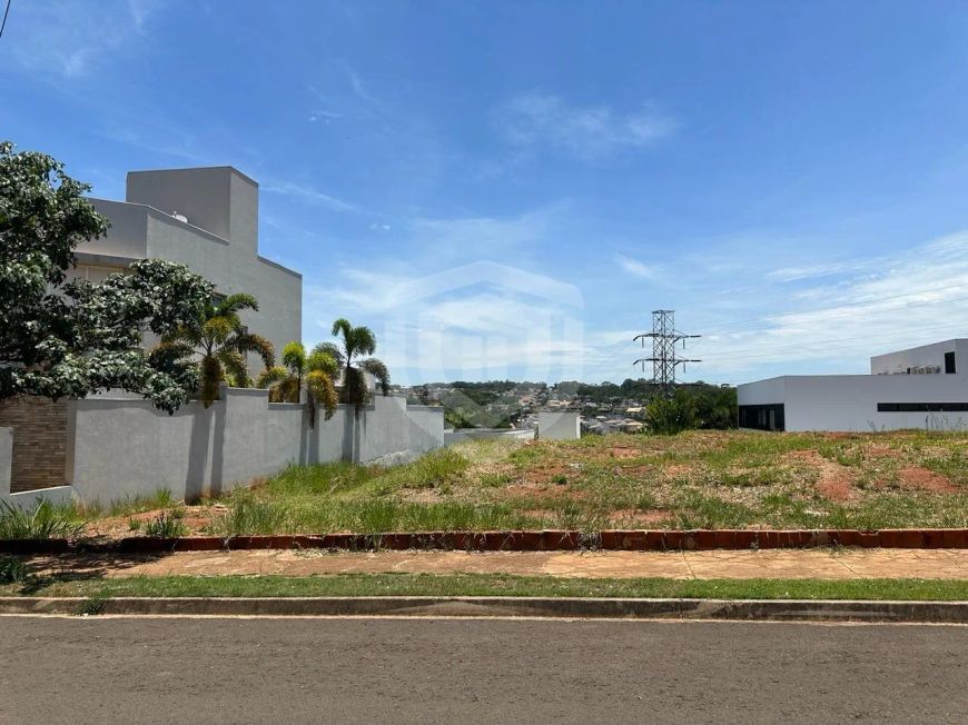 Venda de lote no Estoril 5 com 448m²