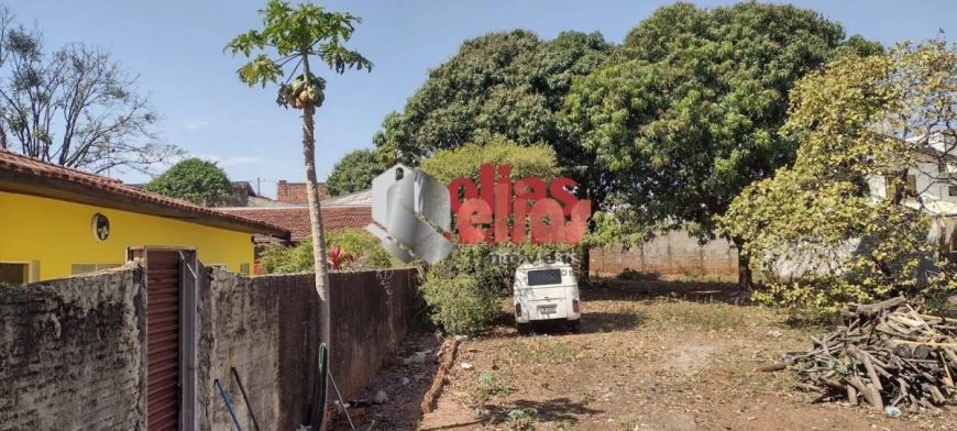 VENDE TERRENO COMERCIAL COM CASA 1.099 M²
