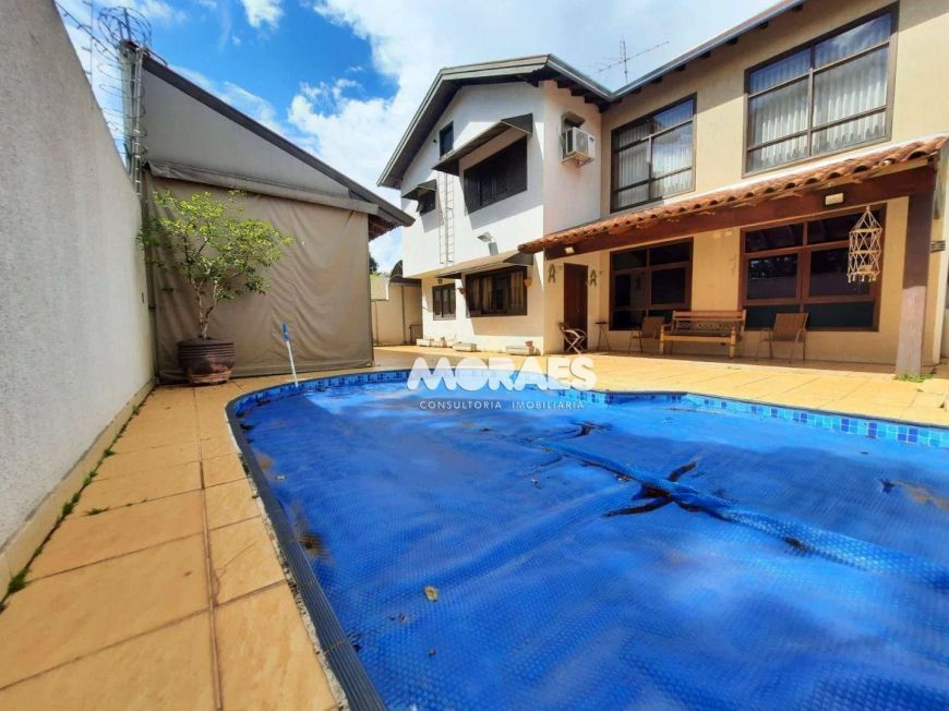 Casa em Condomínio Fechado com 4 suítes à venda, 480 m² por R$ 1.550.000 - Residencial Colonial Fech