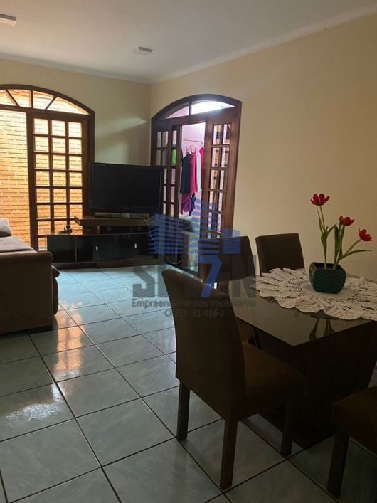 CASA A VENDA COM 4 QUARTOS - PARQUE RESIDENCIAL COLINA VERDE - BAURU