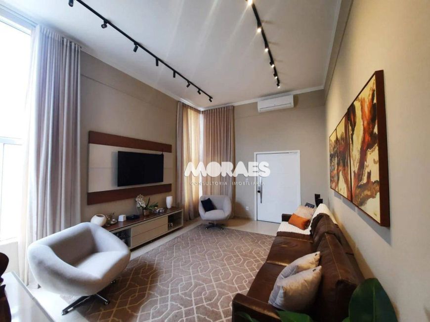 Casa em Condomínio Fechado com 4 dormitórios à venda, 230 m² por R$ 1.900.000 - Residencial Villaggi