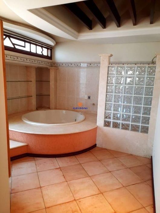 CASA JARDIM ESTORIL IV - 3 QUARTOS I 5 BANHEIROS I 3 SALAS I 5 VAGAS