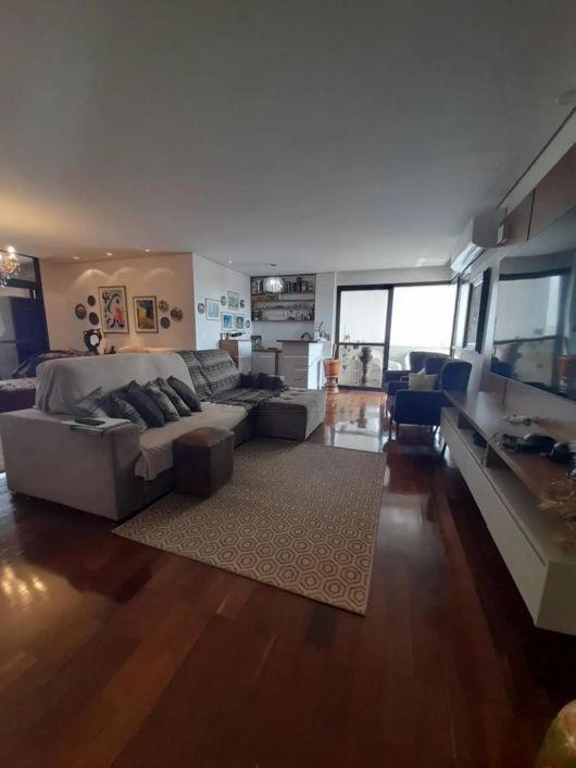 Vendo ou Alugo Imóvel Residencial Versailles