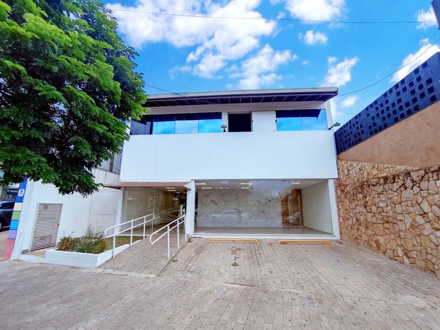 Imóvel Comercial disponível para locação na AV. Getúlio Vargas em Bauru-SP