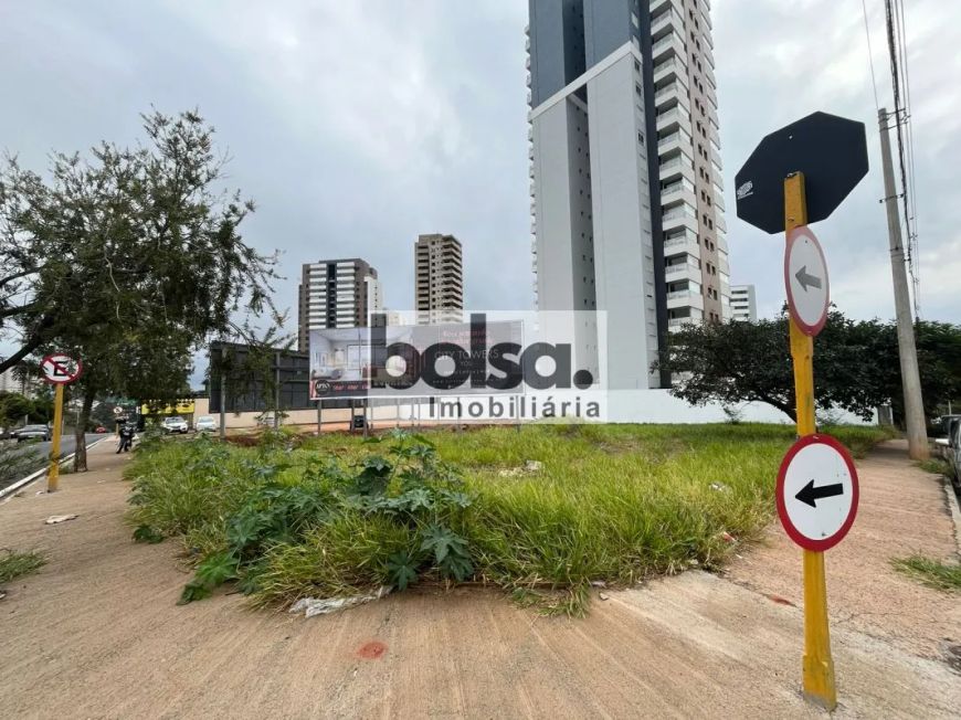 TERRENO VILA AVIAÇÃO ! ! CORREDOR COMERCIAL