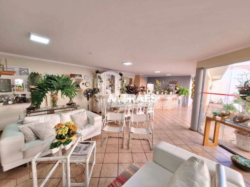 Casa com 3 dormitórios à venda, 390 m² por R$ 2.000.000,00 - Jardim Estoril IV - Bauru/SP