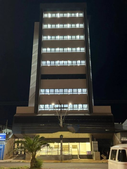 Prédio comercial disponível para locação e venda em Bauru-SP