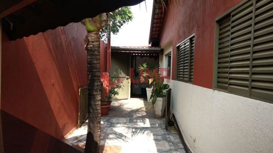 Bela casa no Jardim City
