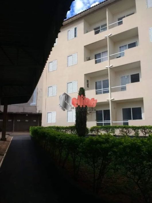 Apartamento para venda 2 quartos no Ed. Manoel Lopes