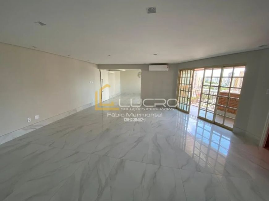 Apartamento grande para venda