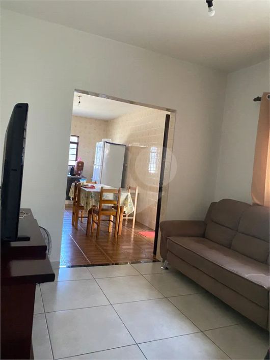 Casa com 3 quartos à venda em Parque Jaraguá - SP