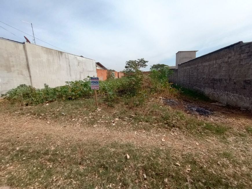 Terreno á venda em avenida no INDUSTRIAL