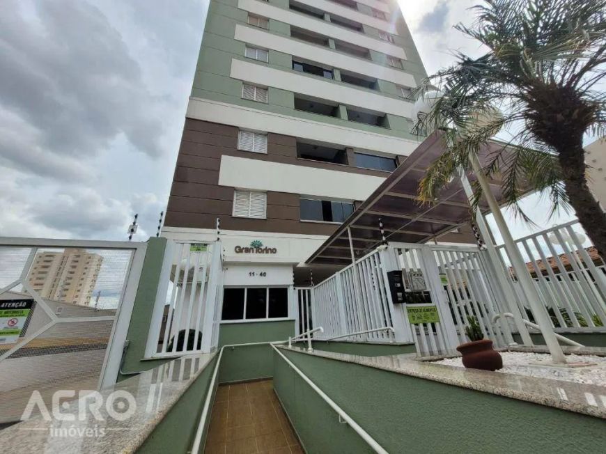Apartamento com 2 dormitórios à venda, 55 m² por R$ 380.000,00 - Centro - Bauru/SP