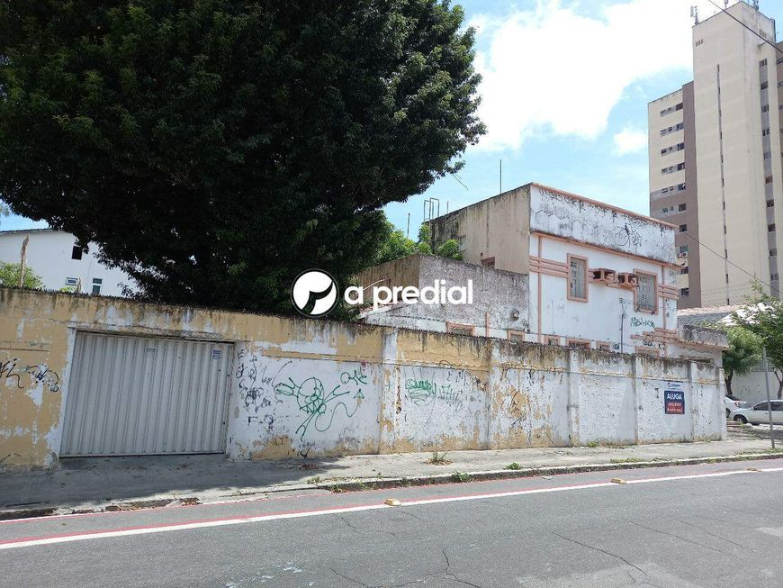 Casa Comercial para aluguel, 3 quartos, 2 suítes, 3 vagas, Centro - Fortaleza/CE