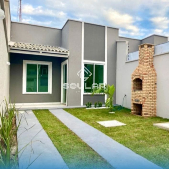 CASA PLANA COM 3 QUARTOS PRONTA PRA MORAR NA CAUCAIA