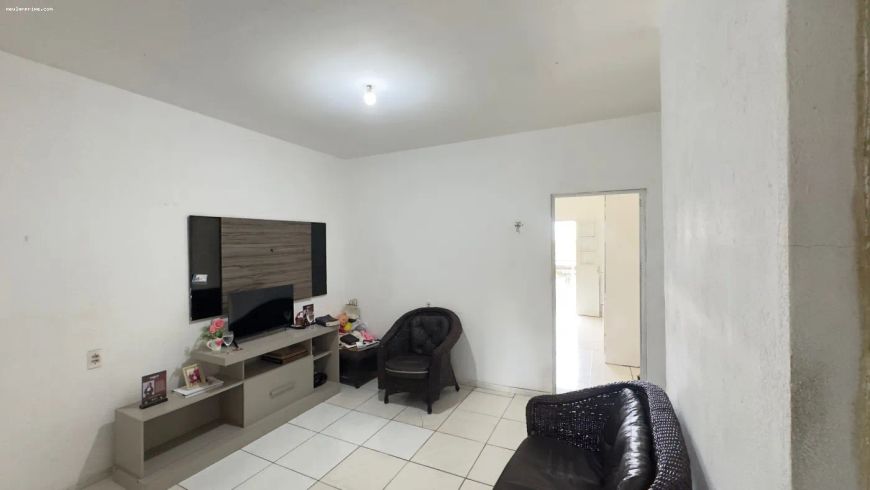 Casa para Venda em Caucaia, Parque Soledade, 3 dormitórios, 2 banheiros