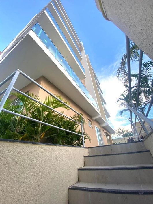 Apartamentos para venda possui 61 metros quadrados com 2 quartos em Caucaia - Ceará