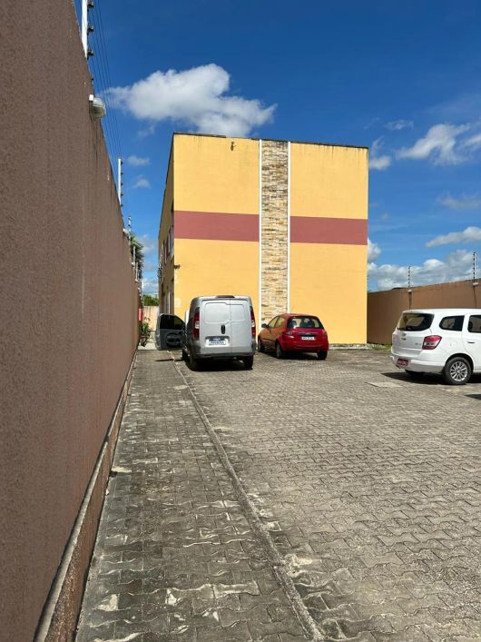APARTAMENTO NO CONDOMINIO RESIDENCIAL TREVO II