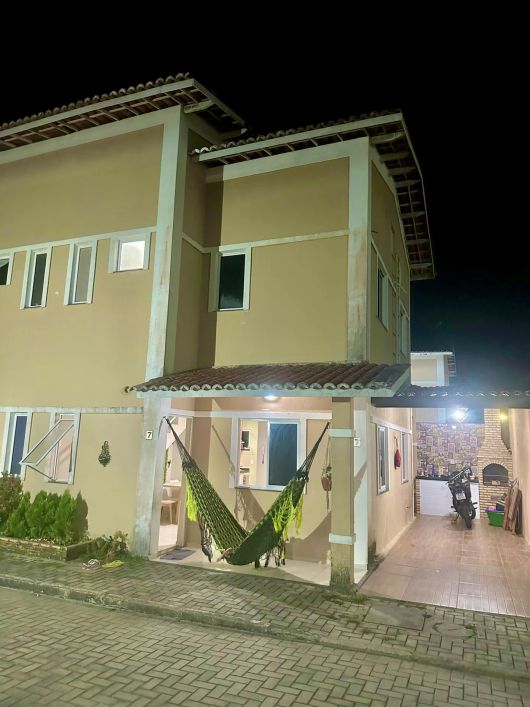 Casa Em Condomínio Fechado Com 3 Suítes, Moveis Projetados E Energia Solar – Caucaia! Cód. 18P4BGC
