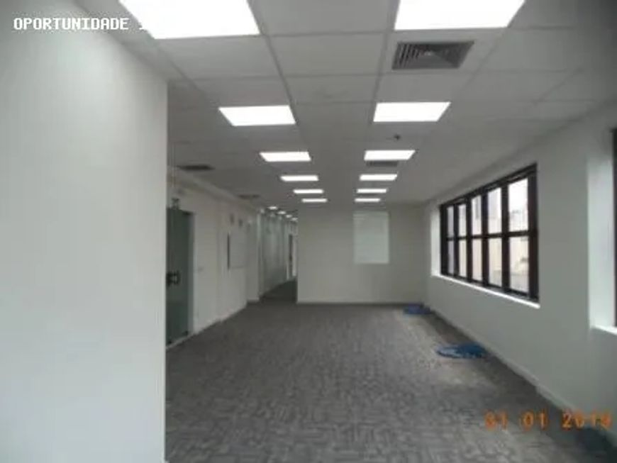 Conjunto Comercial para Venda em São Paulo, República, 4 banheiros, 10 vagas