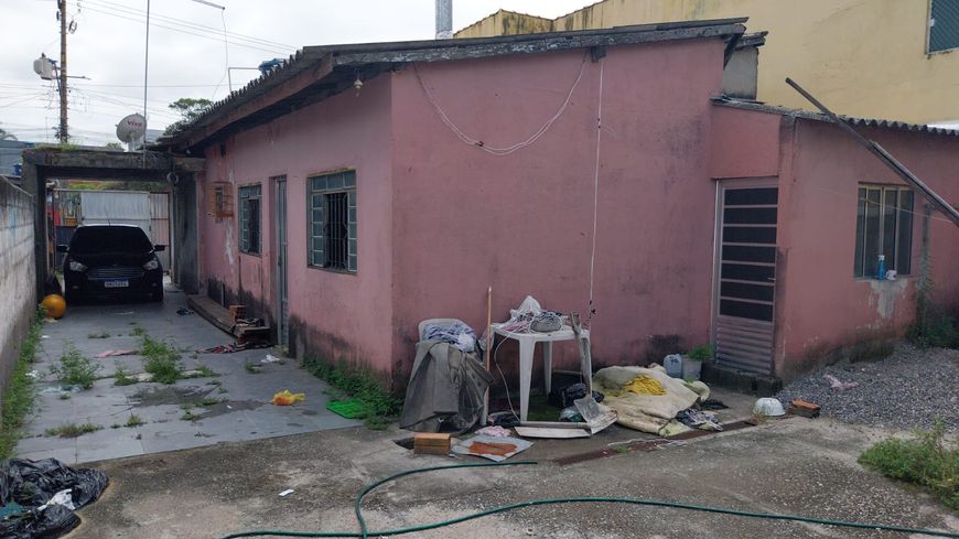 CASA PARA VENDA LOCALIZADA NO BAIRRO VILA ERCILIA.