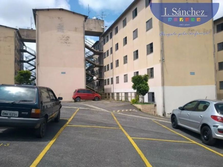 Apartamento para Venda em Itaquaquecetuba, Cuiabá, 2 dormitórios, 1 banheiro, 1 vaga