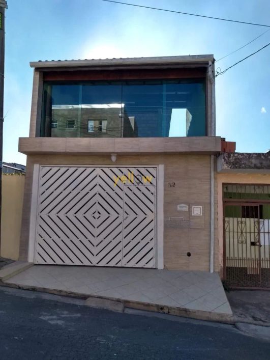 Casa em Jardim Maragojipe: 2 dormitórios, sala , cozinha , terraço , 2 banheiros, 2 vagas de garagem