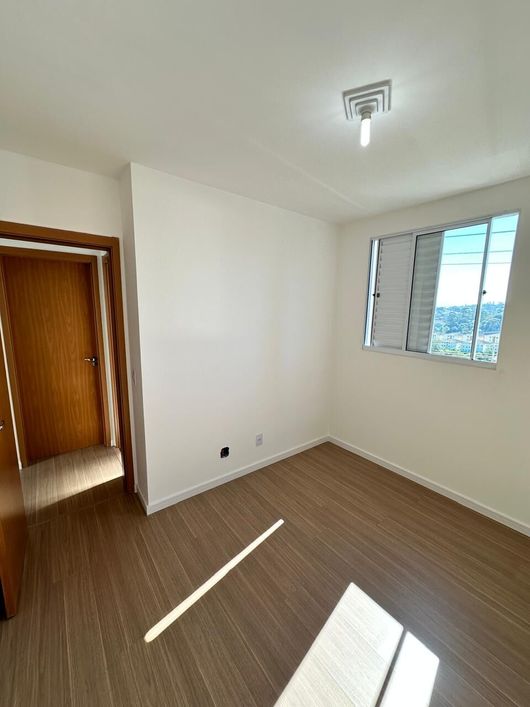Apartamento à venda no bairro Estância Guatambu - Itaquaquecetuba/SP
