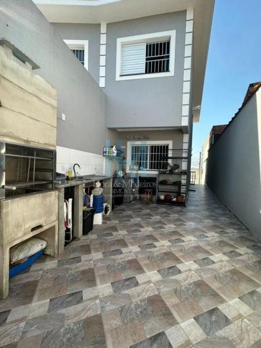 Sobrado para Venda em Itaquaquecetuba, Jardim Itaquá, 2 dormitórios, 2 banheiros, 2 vagas