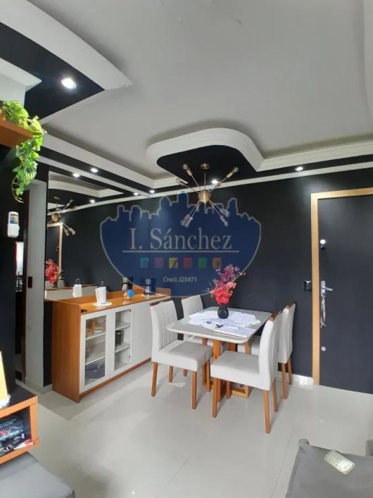 Apartamento para Venda em Itaquaquecetuba, Vila São Carlos, 2 dormitórios, 1 banheiro, 1 vaga