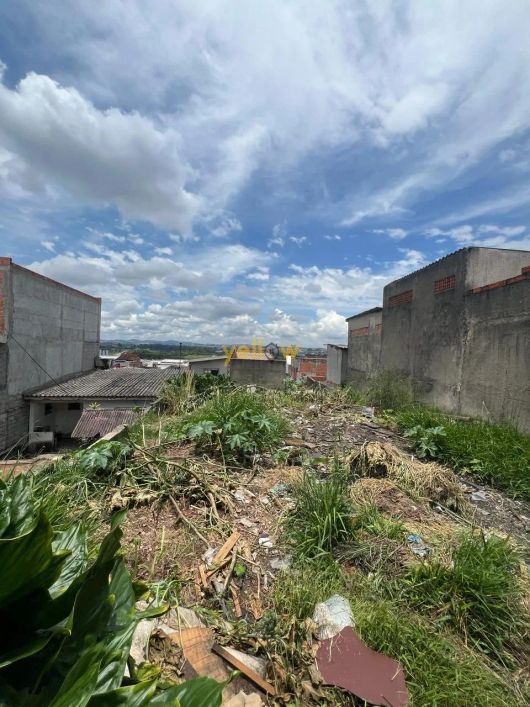 Terreno Residencial em Jardim Adriane - Itaquaquecetuba: Venda e Locação por R$ 200.000