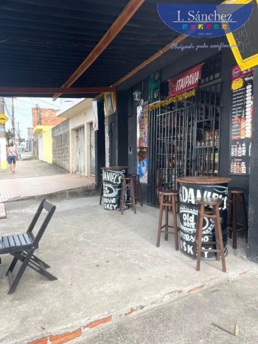 Casa para Venda em Itaquaquecetuba, Cidade Kemel, 4 dormitórios, 2 suítes, 5 banheiros, 1 vaga