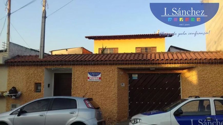 Casa para Venda em Itaquaquecetuba, Vila Maria Augusta, 3 dormitórios, 3 suítes, 1 banheiro, 4 vagas