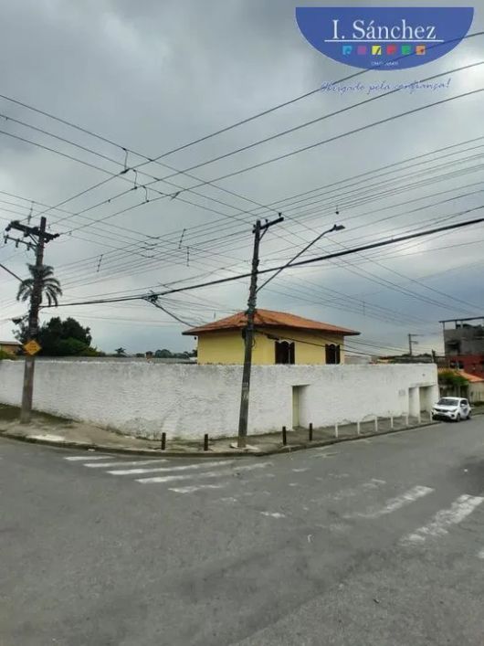 Casa para Venda em Itaquaquecetuba, Tipoia, 4 dormitórios, 1 suíte, 3 banheiros, 8 vagas