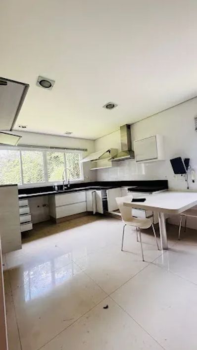 Casa com 3 dormitórios à venda, 520 m² por R$ 2.100.000,00 - Condomínio Arujazinho III Parte - Itaqu