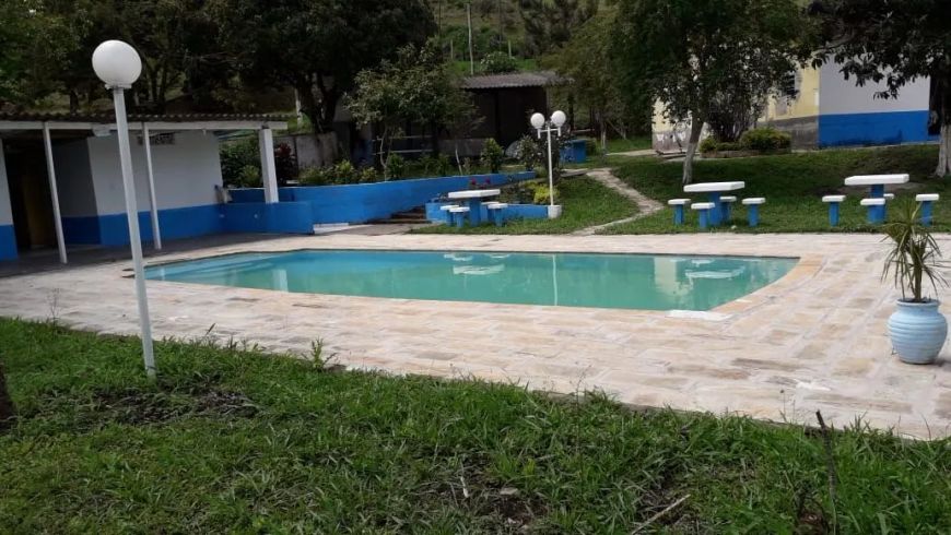 Chácara em Itaquaquecetuba